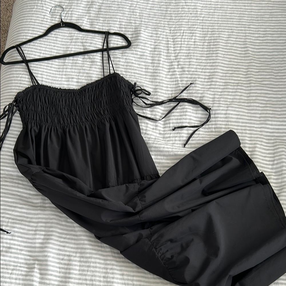 Elegant Black Maxi Dress